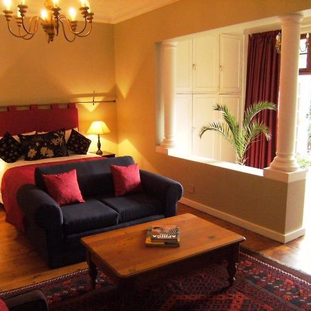 Village Green Guest House Randburg Dış mekan fotoğraf