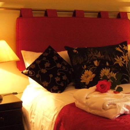 Village Green Guest House Randburg Dış mekan fotoğraf