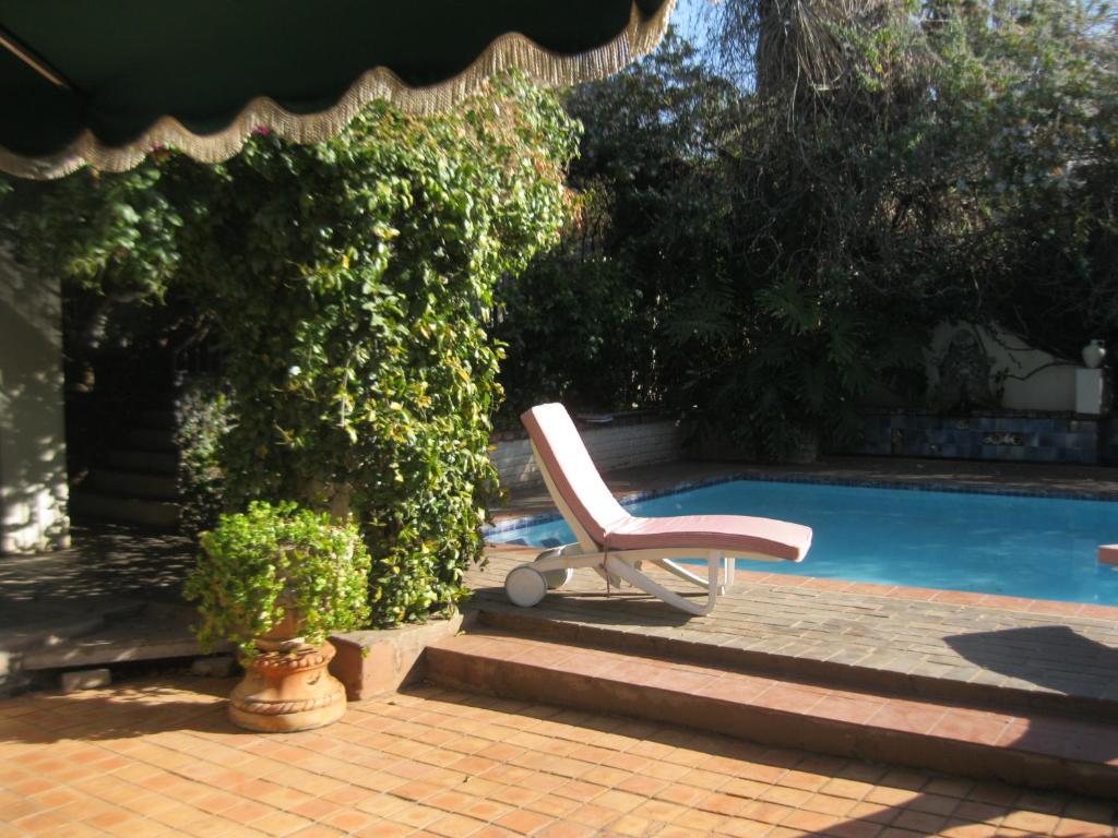Village Green Guest House Randburg Dış mekan fotoğraf