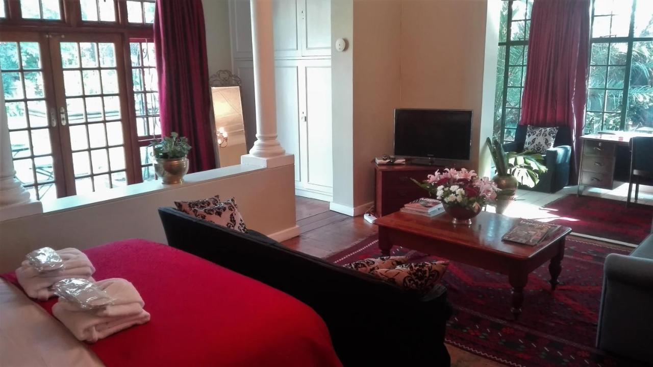 Village Green Guest House Randburg Dış mekan fotoğraf